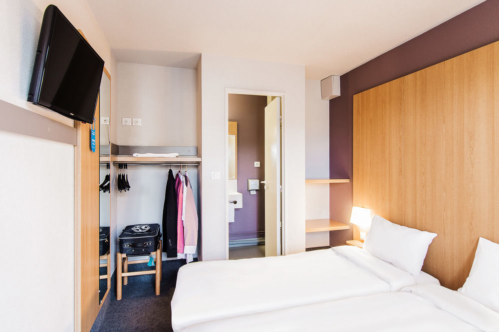B&B Hotel Bordeaux Merignac Hotel De Ville Buitenkant foto